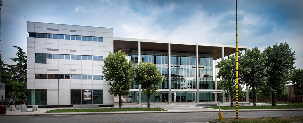 palazzo direzionale - Brescia