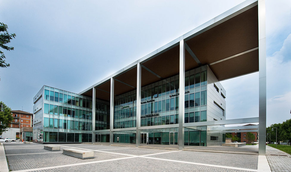 palazzo direzionale - Brescia